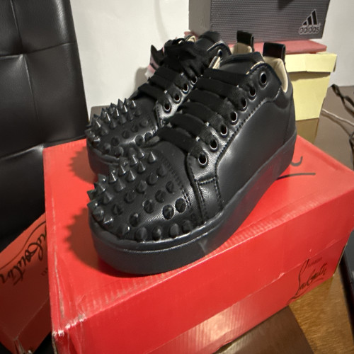 SUELA ROJA PICOS ENFRENTE