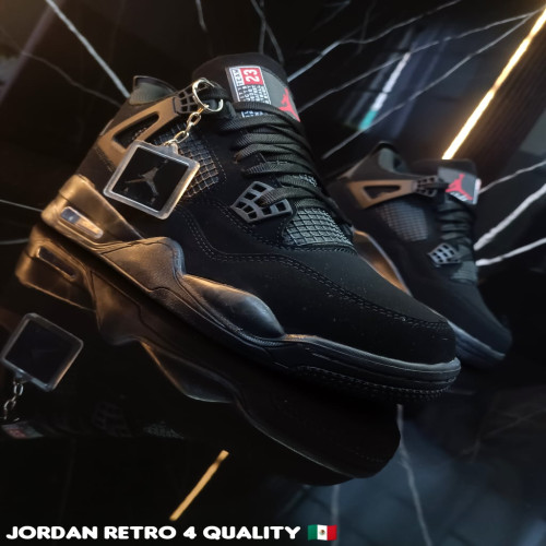 Jordan Retro 4 Negro 