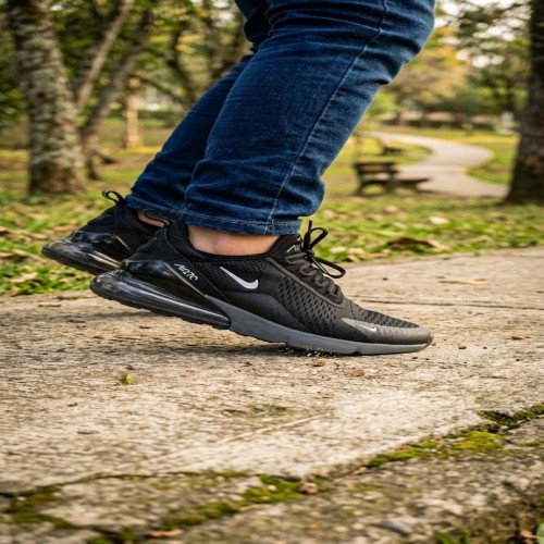Nike 270 negro blanco