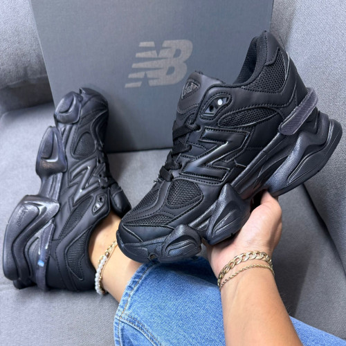 New Balance Negro 