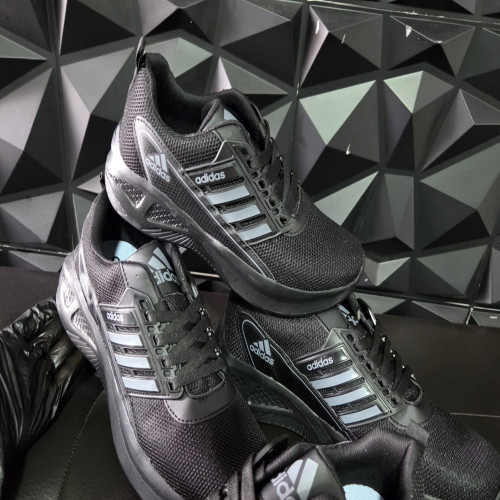 Adidas negro total 