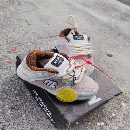 Nike Latte Rich